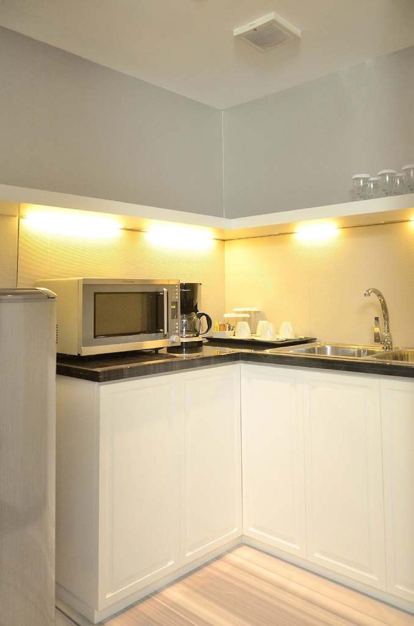 Ts Suites Surabaya Ngoại thất bức ảnh