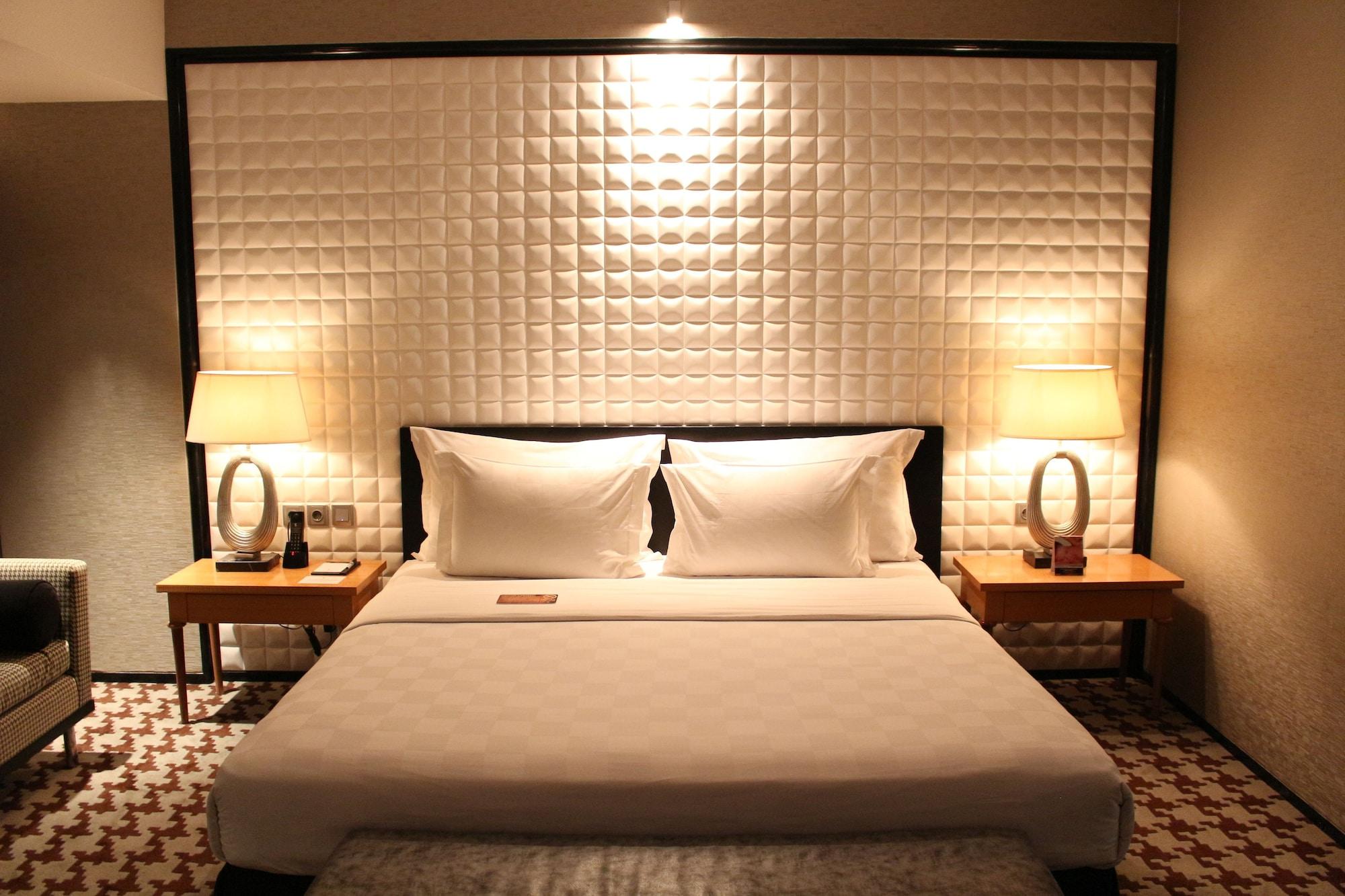 Ts Suites Surabaya Ngoại thất bức ảnh