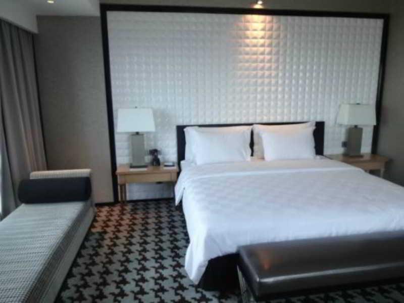 Ts Suites Surabaya Ngoại thất bức ảnh