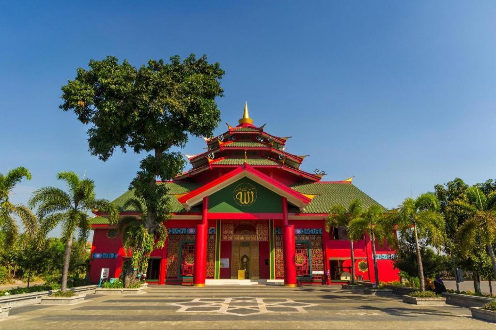 Ts Suites Surabaya Ngoại thất bức ảnh