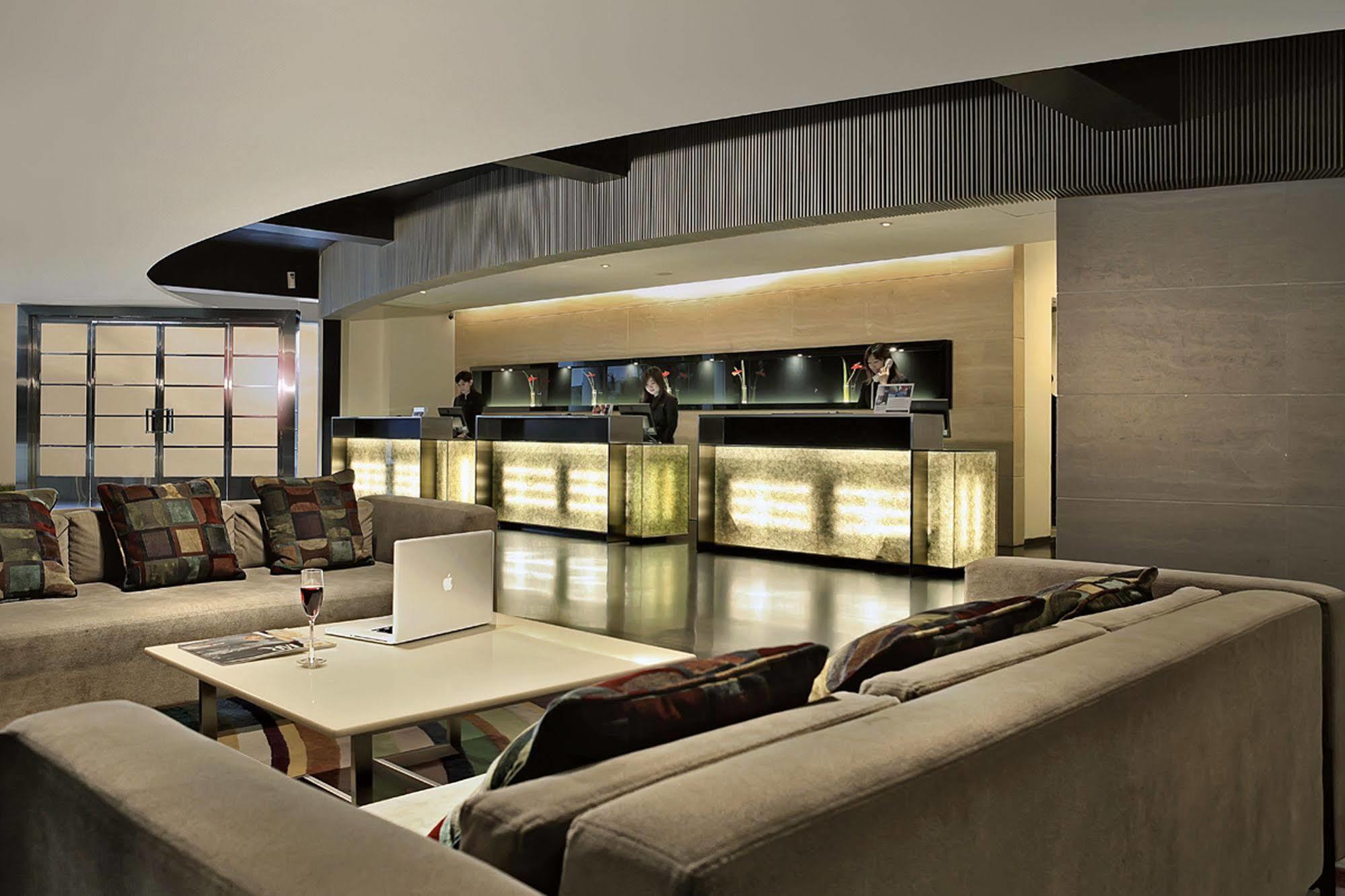 Ts Suites Surabaya Ngoại thất bức ảnh